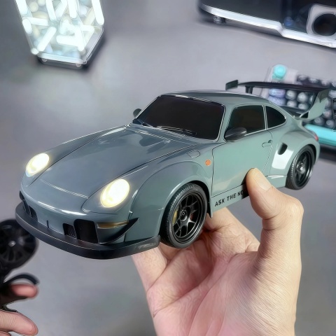 Lunelii Car - Samochód zdalnie sterowany RC do driftu 1:24 4x4 LED Auto na pilota dla dziecka